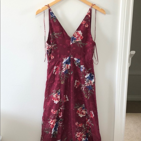 NEW WITH TAGS Dynamite Maxi Dress - Picture 4 of 7